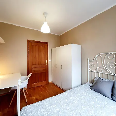 Apartament Przy Plazy & Parking 公寓